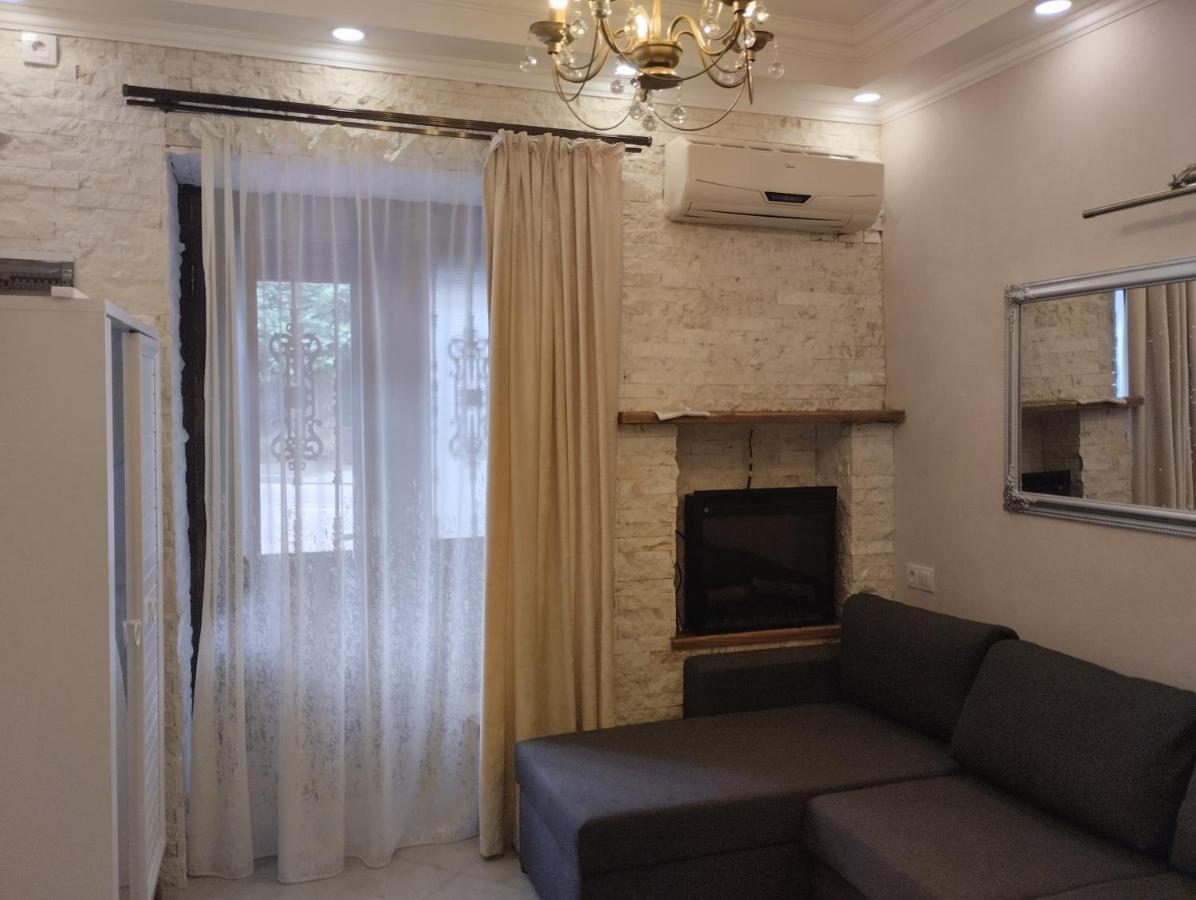 Room In Sololaki تبليسي المظهر الخارجي الصورة